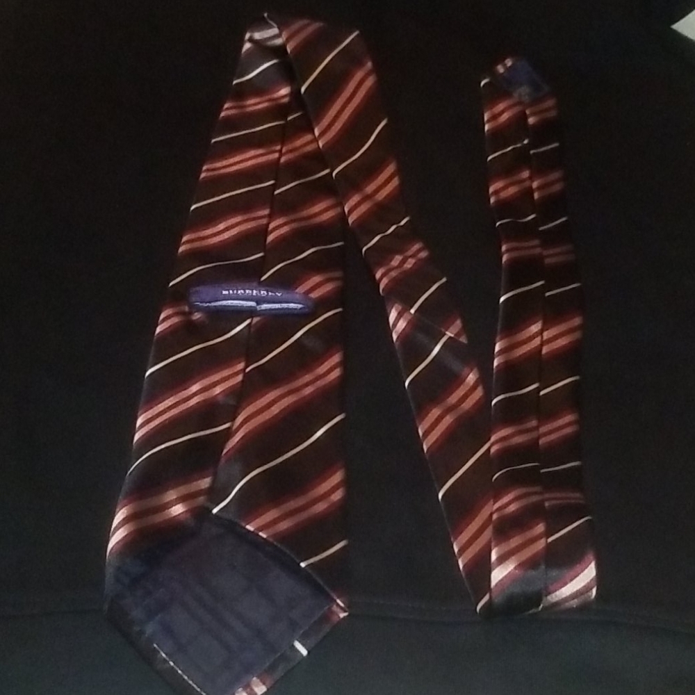 Burberry Silk Mens Tie 57x3.75